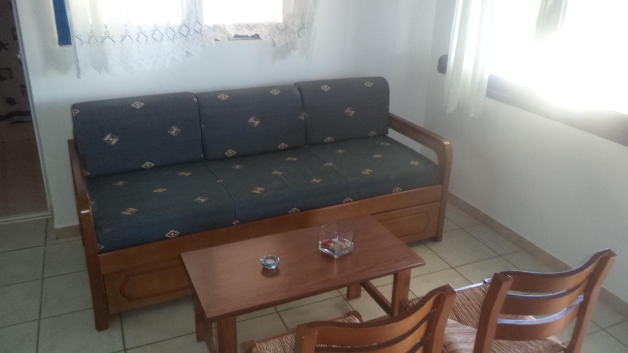 Studios Avra Akhladheri Luaran gambar